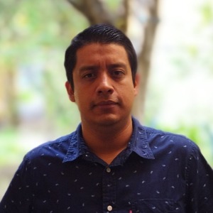 Dr Carlos Alejo
